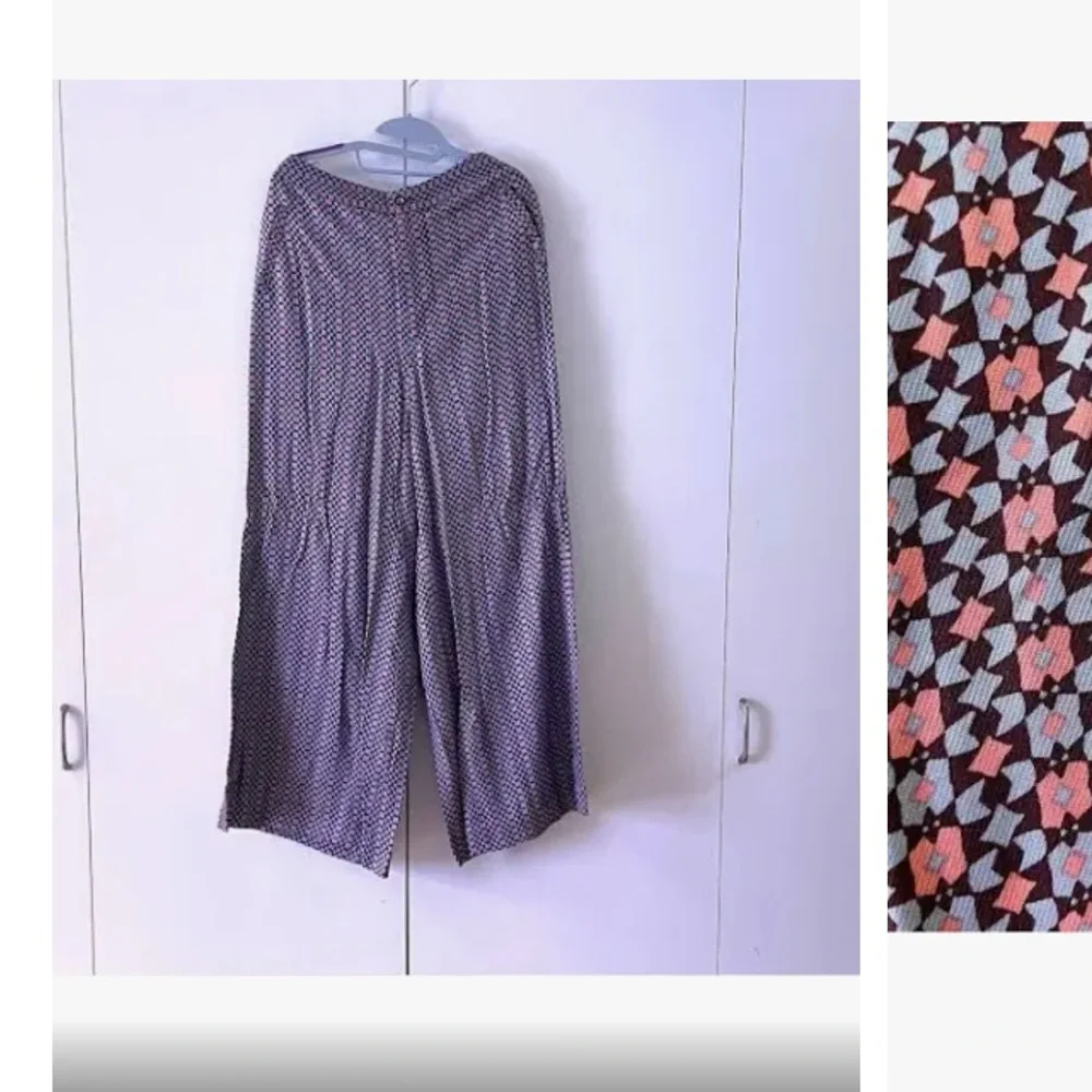 Anthropologie Maeve Wide Leg Pants in light blue/pink pattern - Picture 5 of 9
